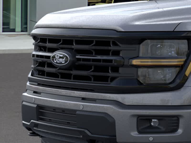 New 2026 Carbonized Gray Metallic Ford XLT image 17