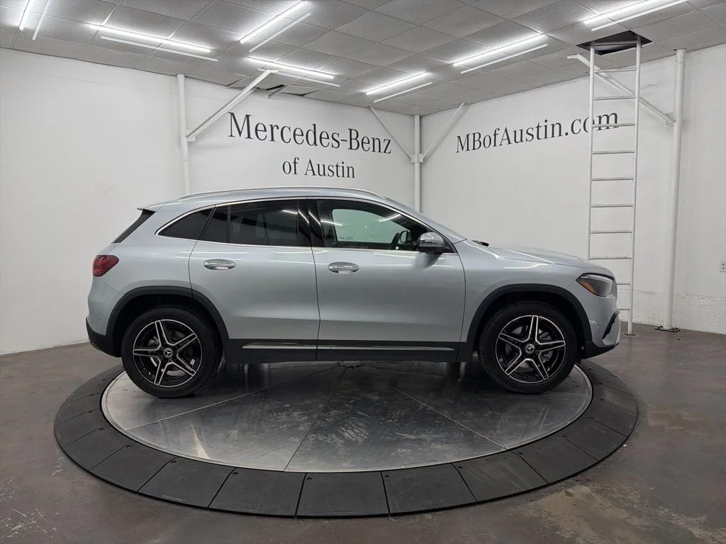 Used 2026 Silver Mercedes-Benz GLA 250 image 8