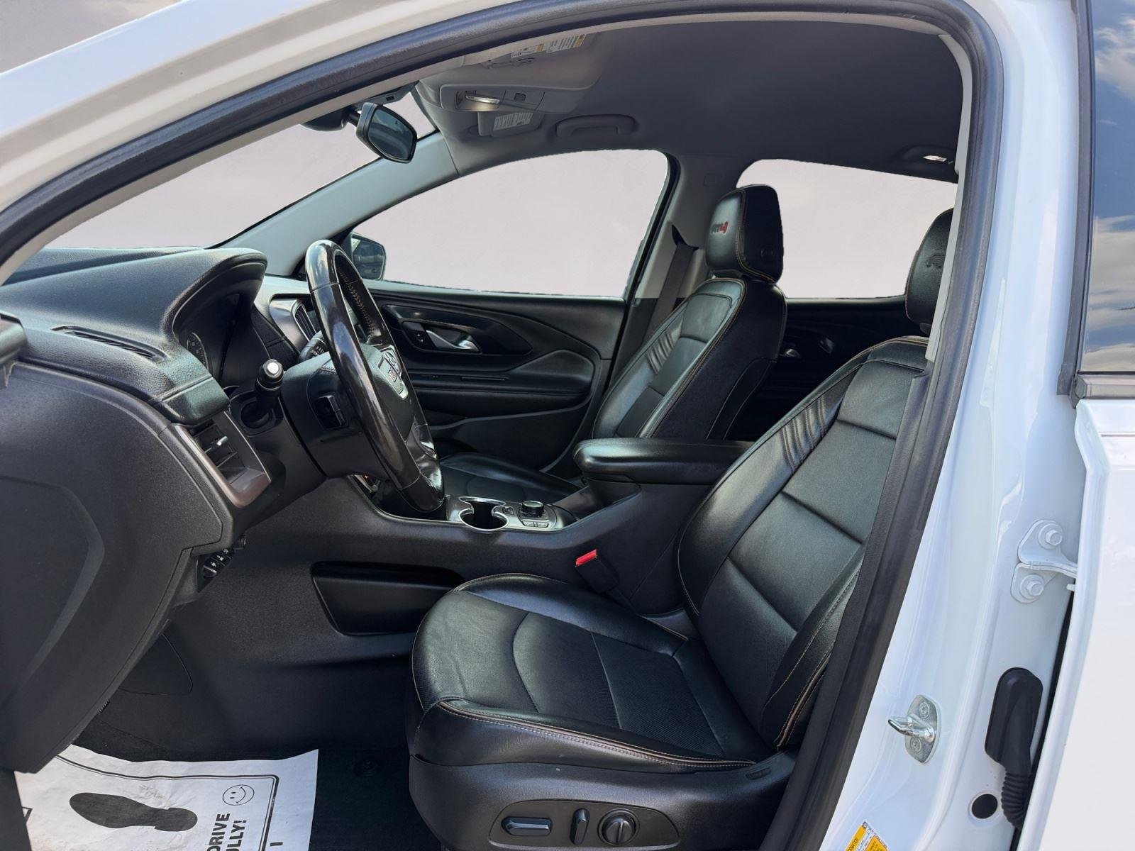 2022 GMC Terrain AT4 - Photo 9