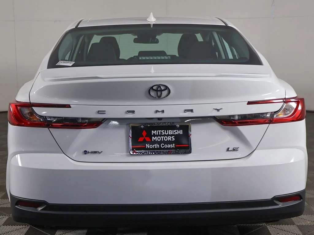 Used 2025 White Toyota LE image 10