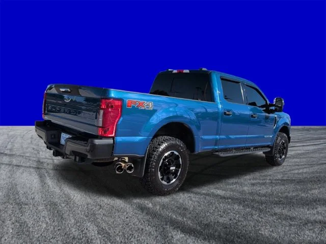 Used 2022 Blue Ford Lariat image 4