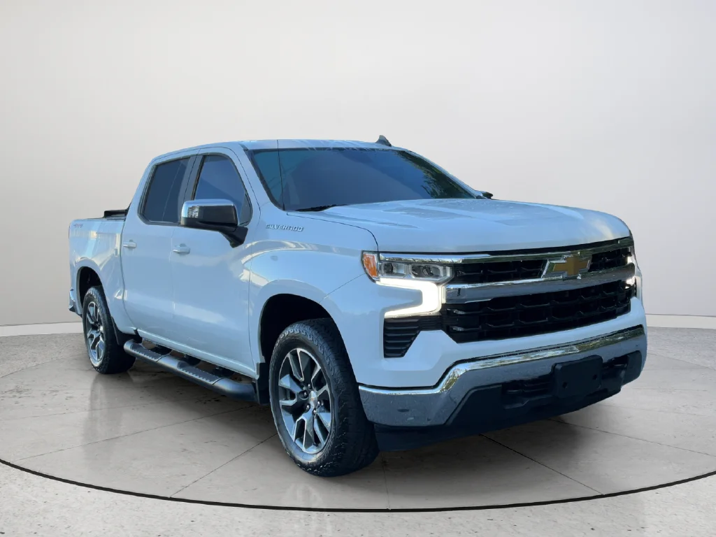 Used 2023 White Chevrolet LT image 1