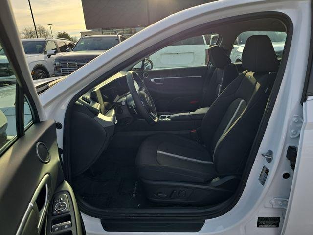 New 2026 White Hyundai SEL Sport image 11