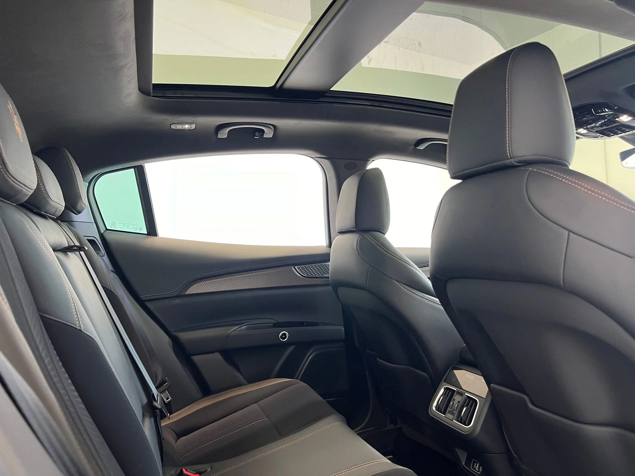 Used 2025 Black Maserati Folgore image 18