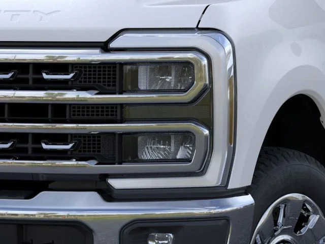 New 2026 Star White Metallic Tri-Coat Ford F-250® Lariat® image 18