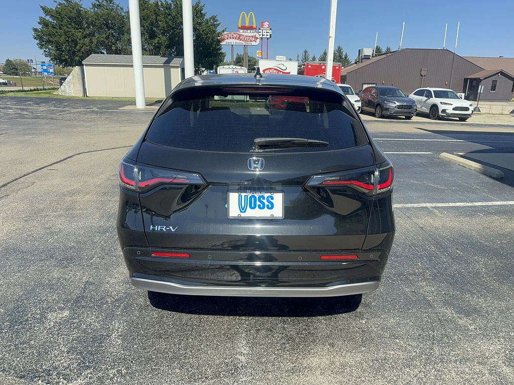 2027 Honda HR-V EX-L, photo 6 of 12