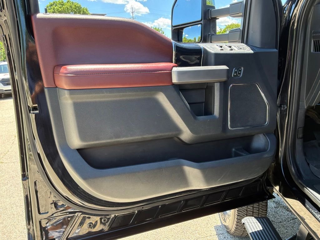 Used 2022 Black Ford Platinum image 12
