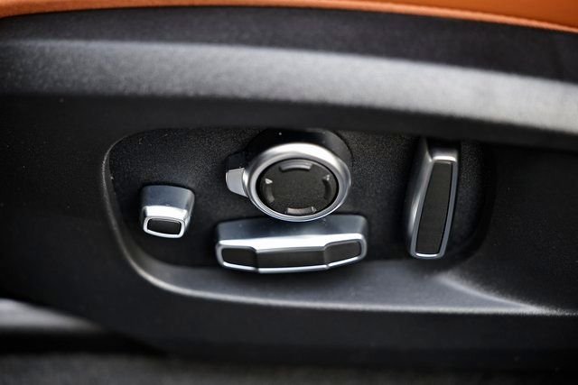 2026 Jaguar F-Pace R-Dynamic S - Photo 22