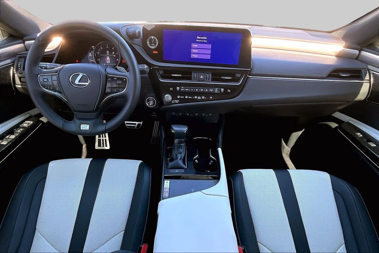 Used 2024 Obsidian Lexus F SPORT Handling image 14