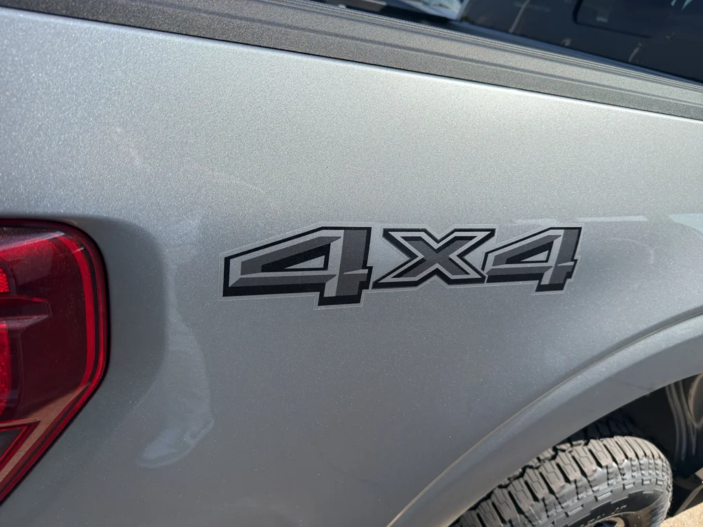New 2026 Iconic Silver Metallic Ford XLT image 5