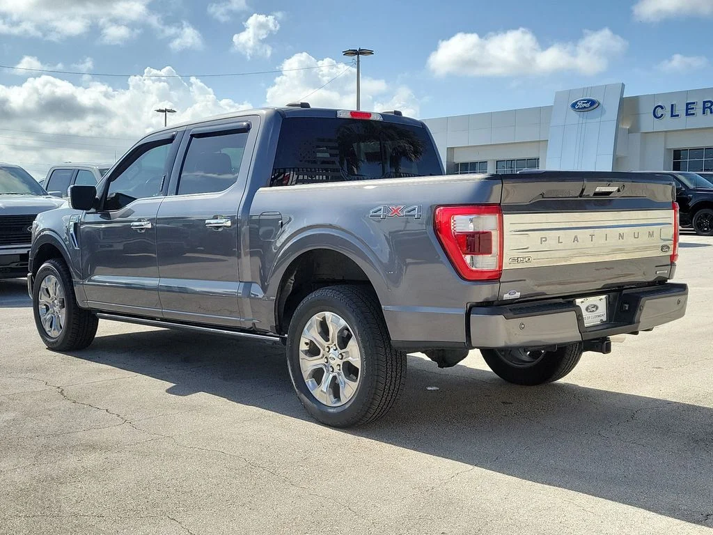 Used 2022 Carbonized Gray Metallic Ford Platinum image 3