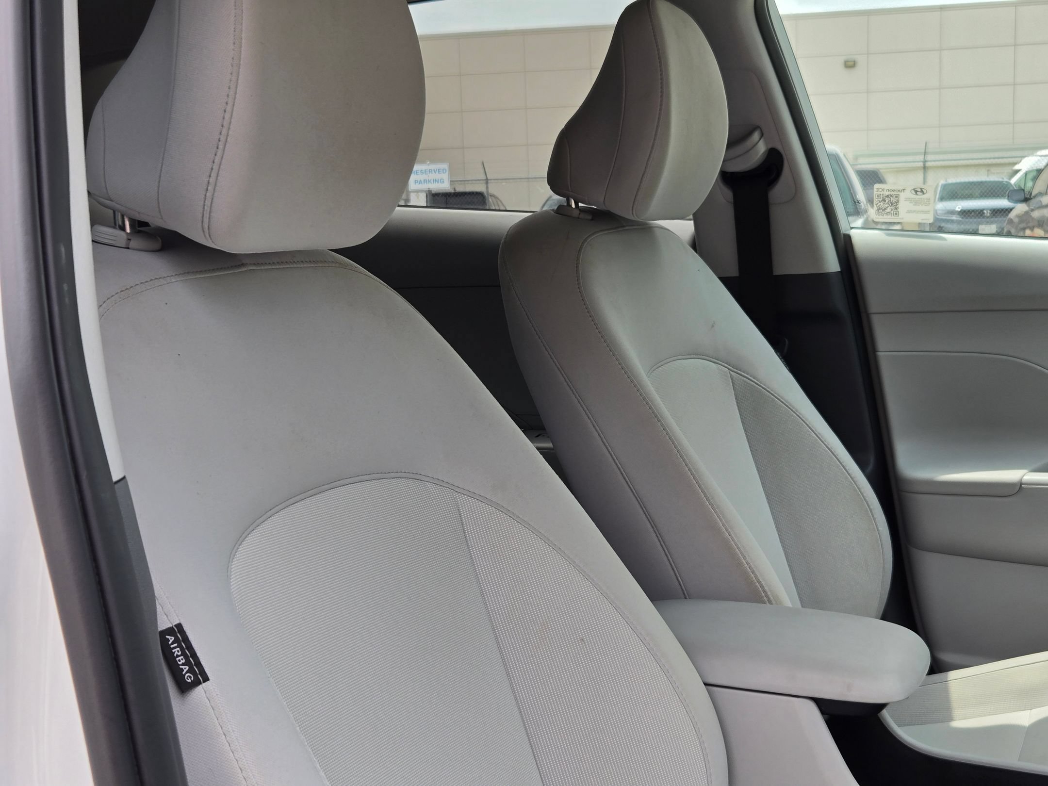 Used 2025 Atlas White Hyundai SEL image 30