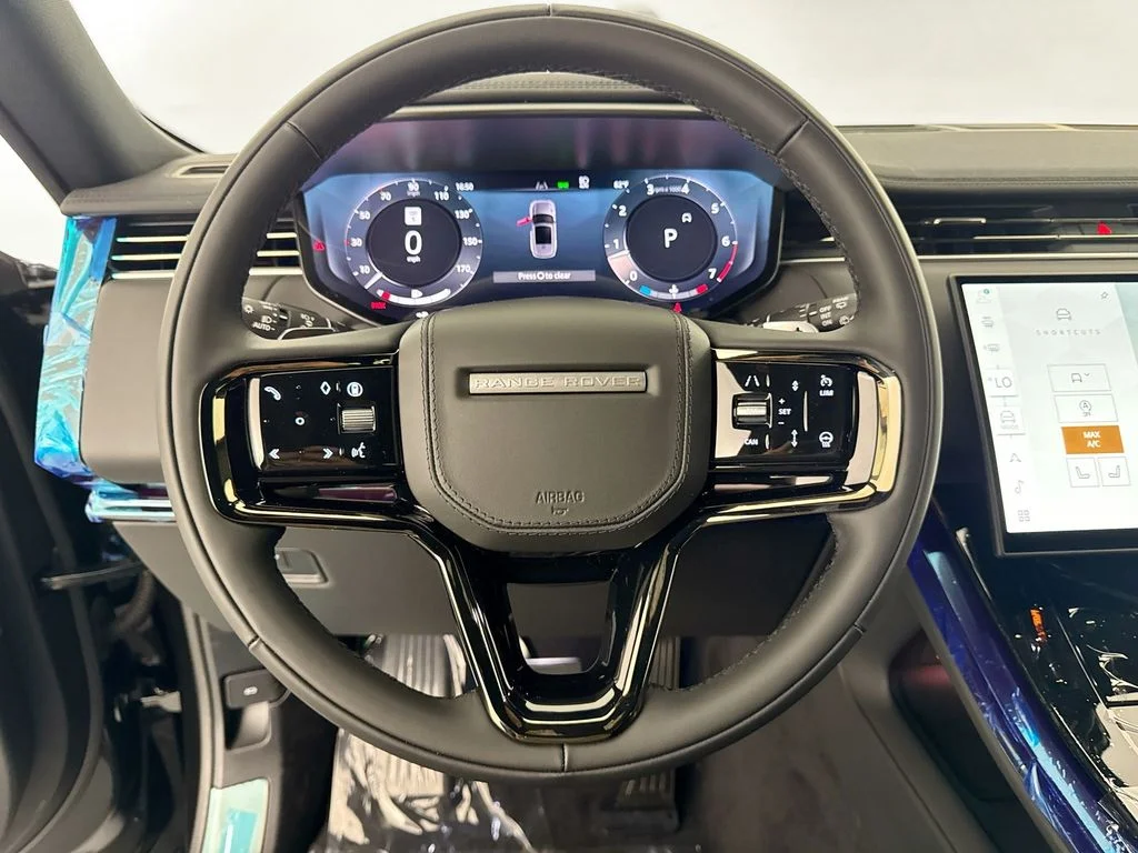 New 2026 Santorini Black Land Rover Dynamic SE image 11