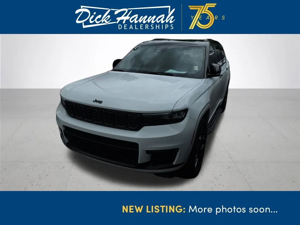 2023 Jeep Grand Cherokee L Summit Reserve 4x4's photo