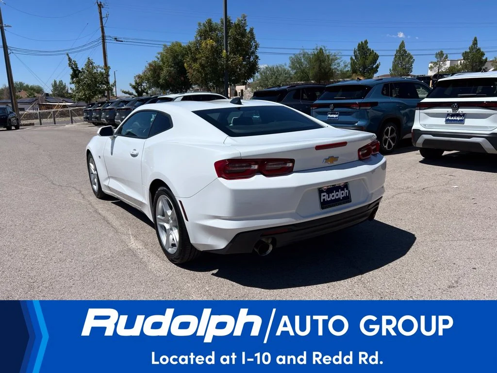 Used 2022 Summit White Chevrolet 1LT image 3