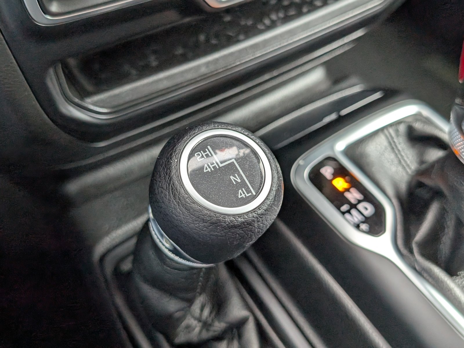 2023 Jeep Gladiator Sport S - Photo 17