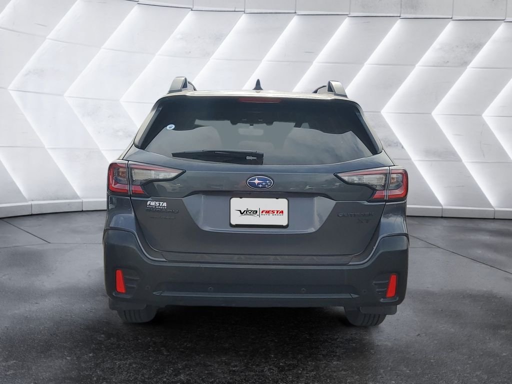 Used 2022 Gray Subaru Onyx Edition XT image 5