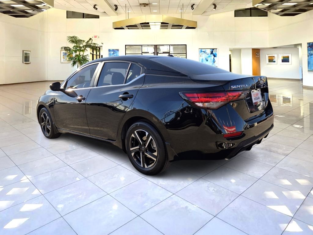 2025 Nissan Sentra SV - Photo 7