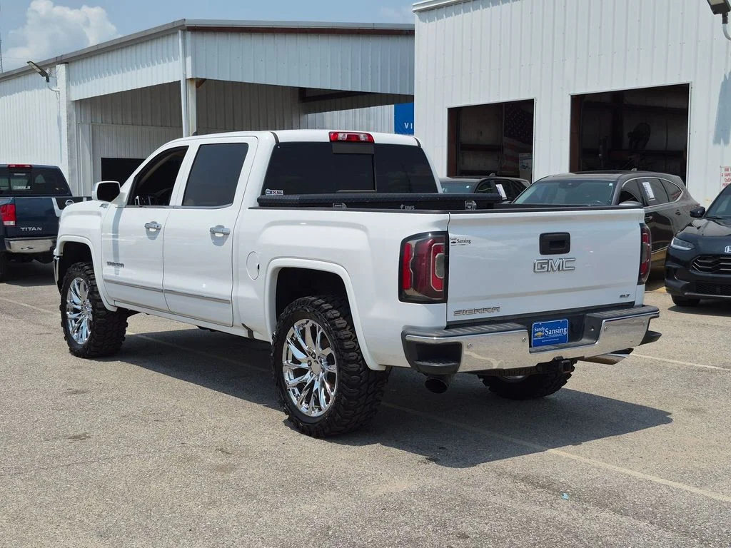 Used 2017 White GMC SLT image 3