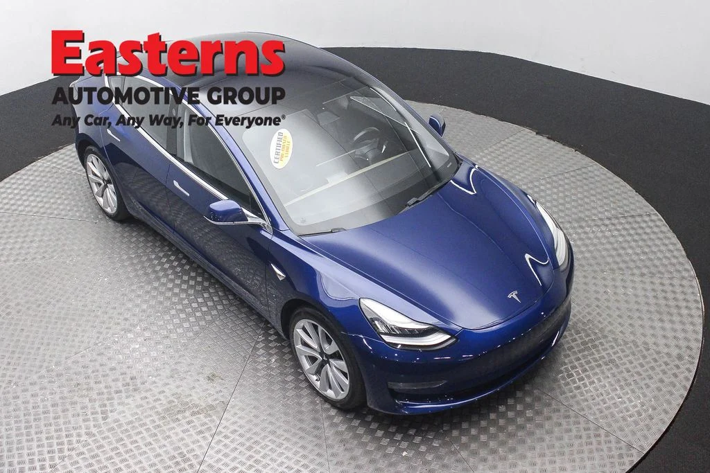 Used 2018 Blue Tesla Long Range image 3