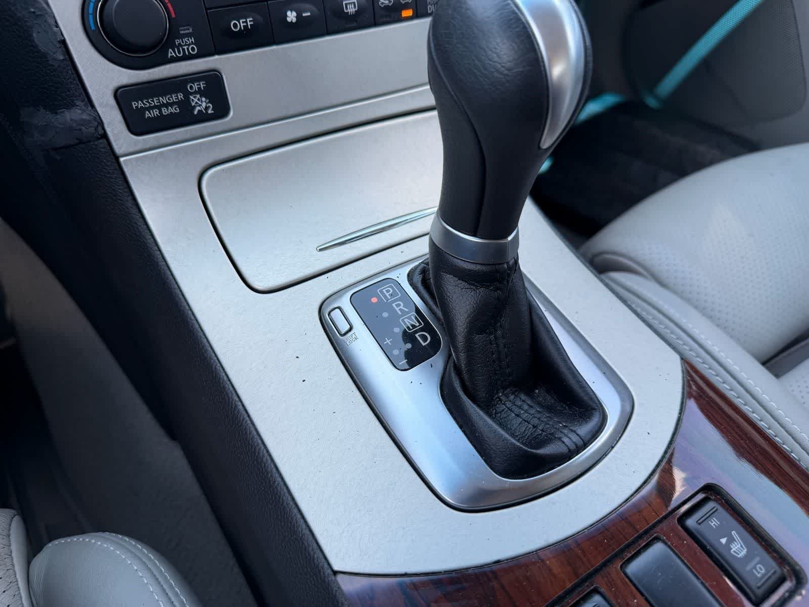 Used 2007 Platinum Graphite Metallic INFINITI Sport image 14