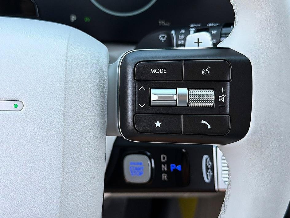 New 2027 Abyss Black Pearl Hyundai Limited 7P image 29
