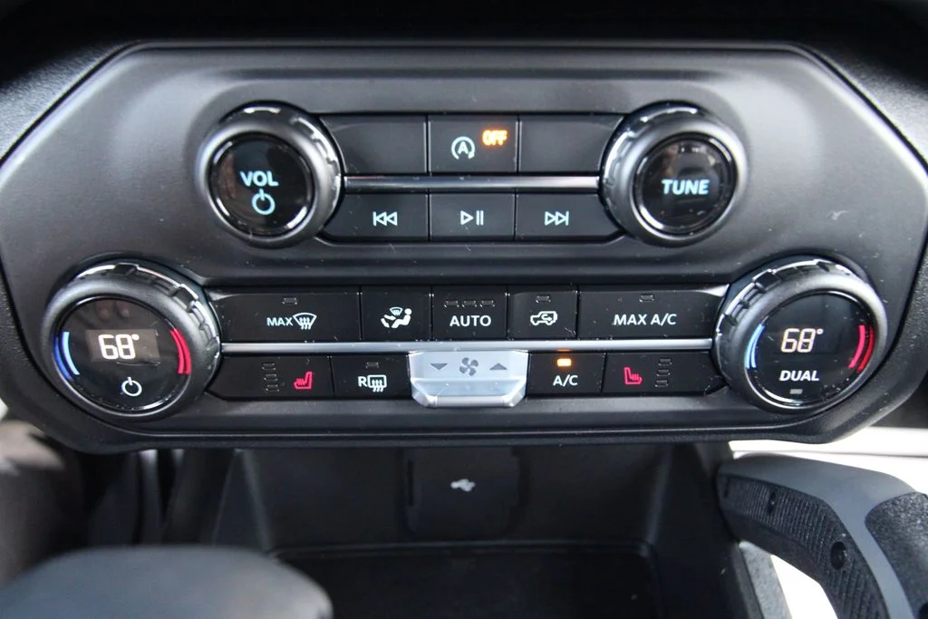 Used 2023 Red Ford Big Bend image 28