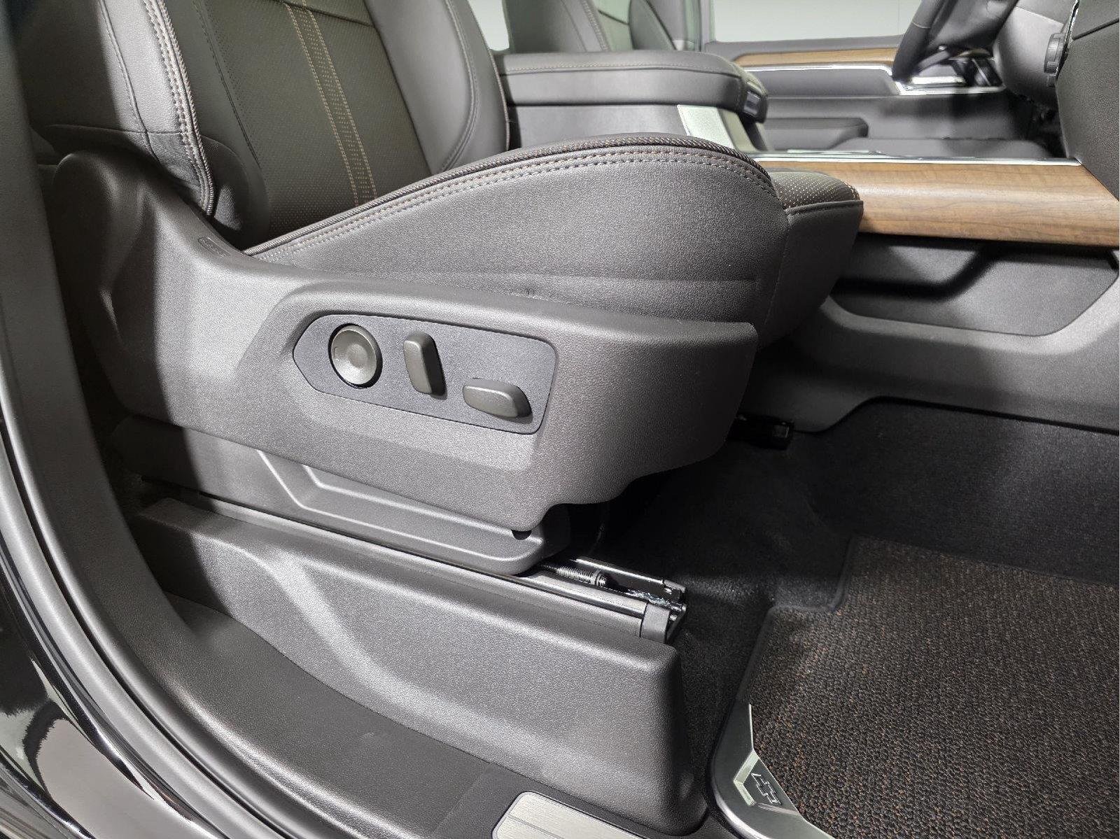 2026 Chevrolet Silverado 2500 HD High Country - Photo 26