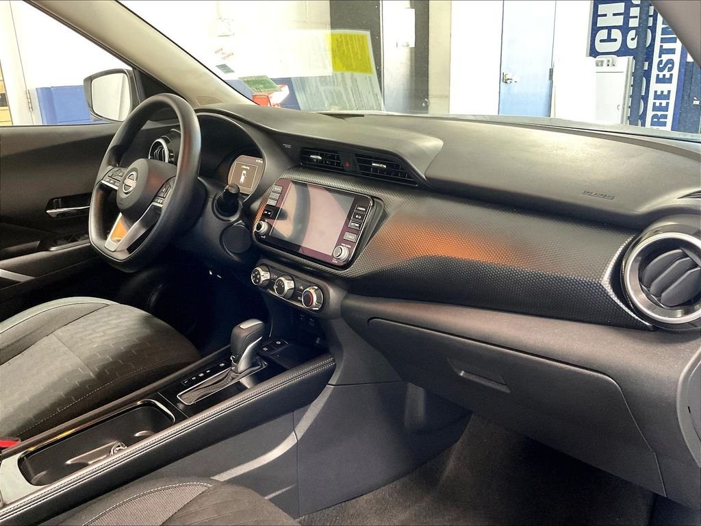 Used 2024 Gray Nissan SV image 14