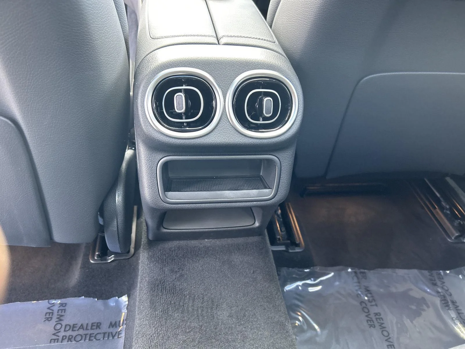 New 2026 Polar White Mercedes-Benz GLC 300 image 27