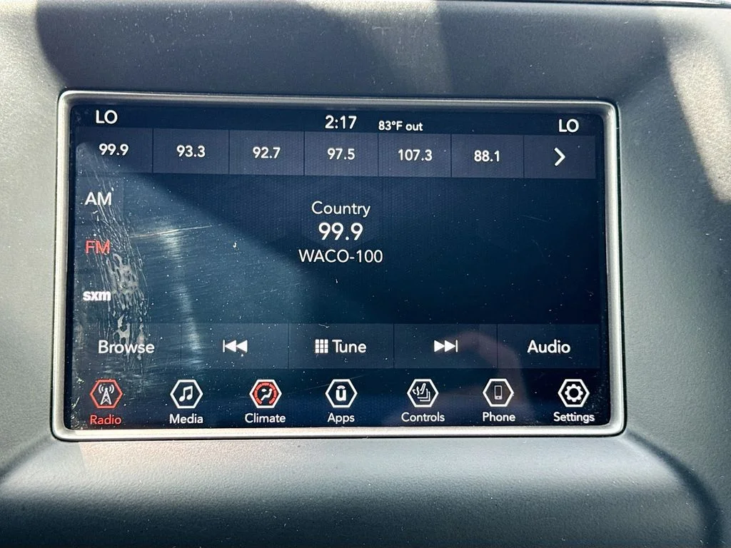 Used 2018 White Jeep Laredo E image 15