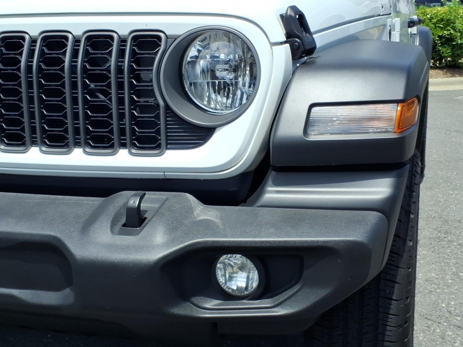 Used 2025 Bright White Clearcoat Jeep Sport image 15