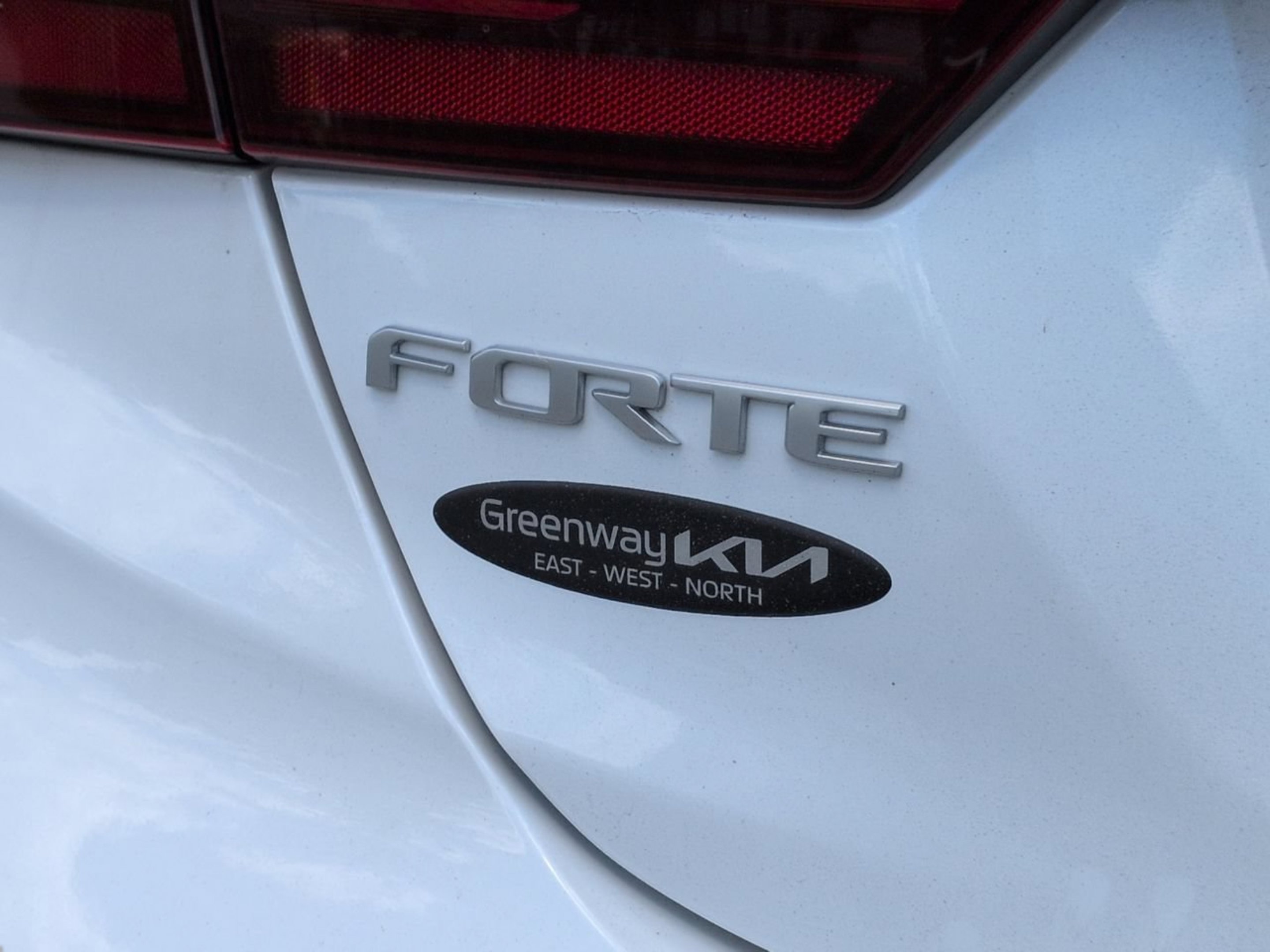 Certified Used 2024 Snow White Pearl Kia GT image 31