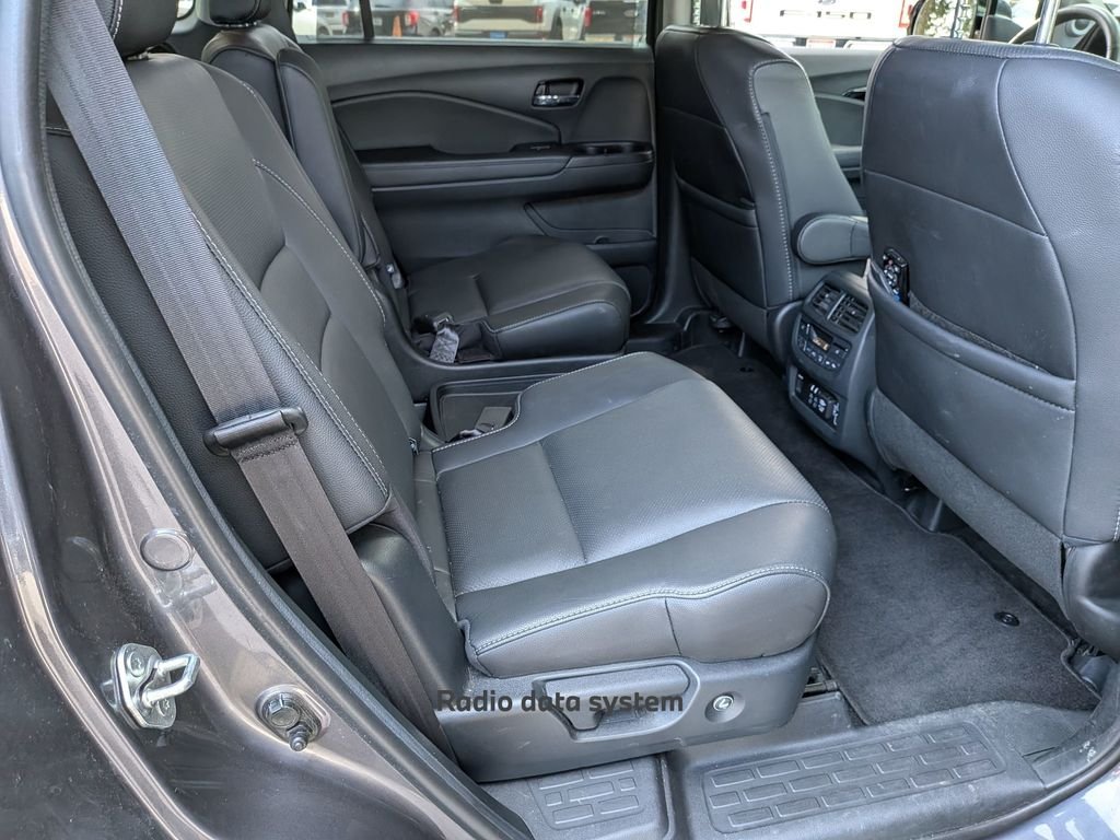 Used 2022 Gray Honda Elite image 31