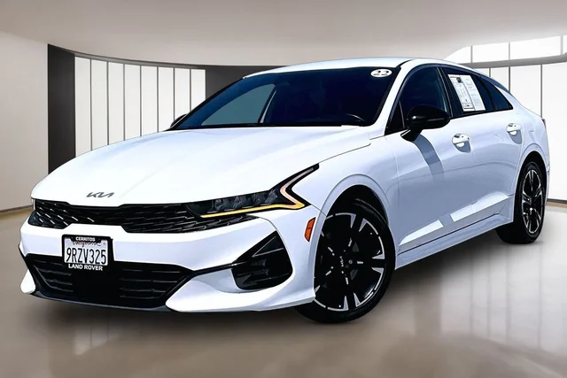2022 Kia K5 GT-Line