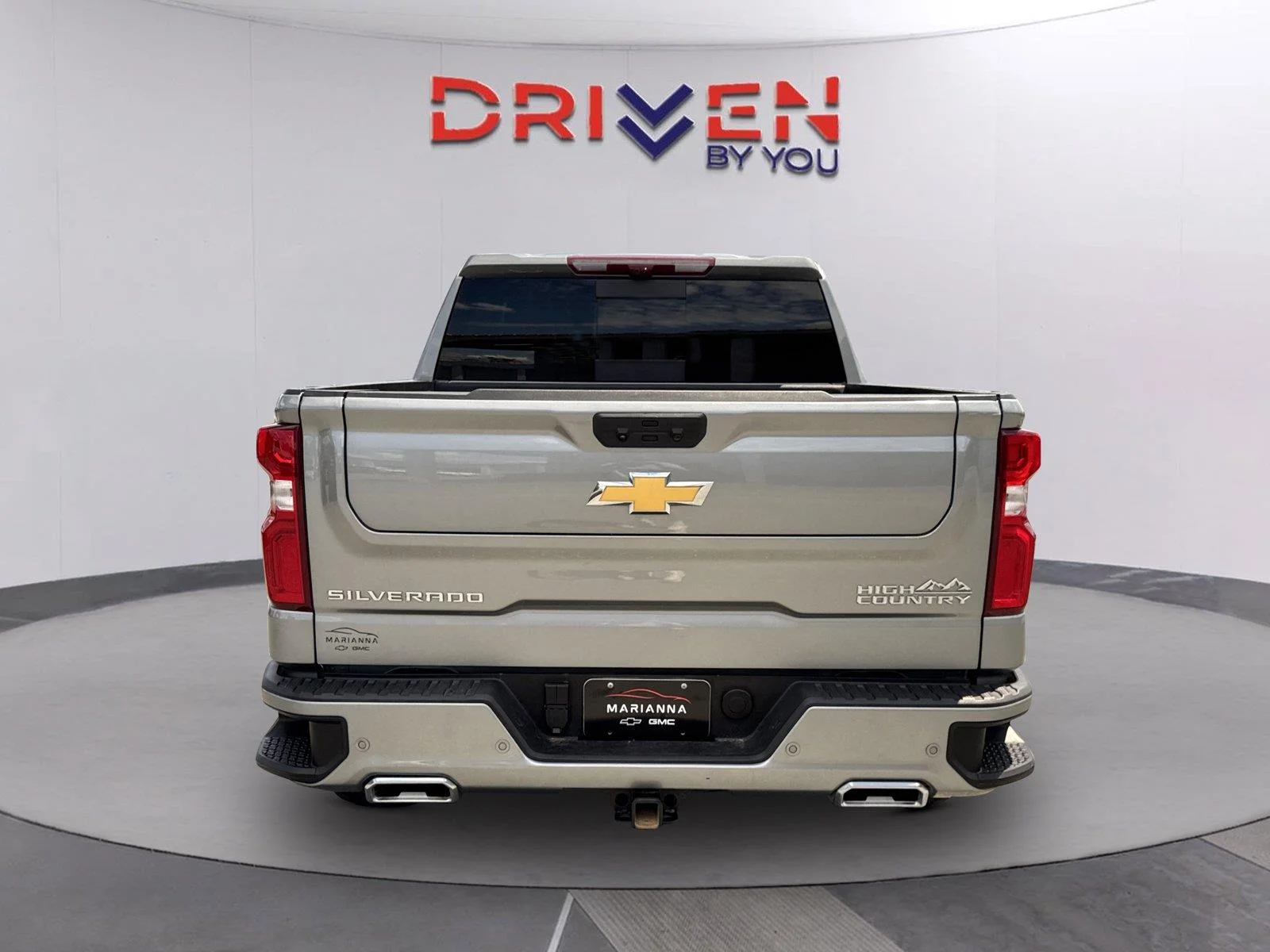 Used 2025 Sterling Gray Metallic Chevrolet High Country image 5