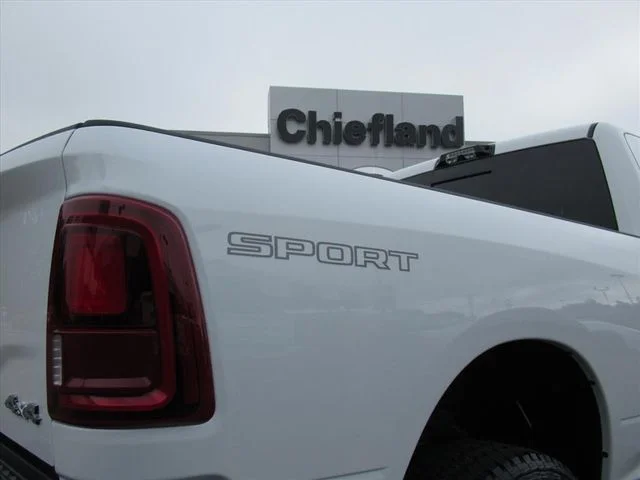 2026 RAM 2500 Laramie - Photo 10