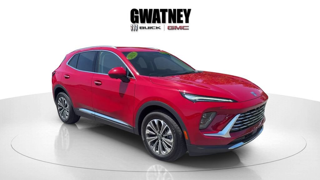 Used 2025 Brilliant Red Buick Preferred image 3