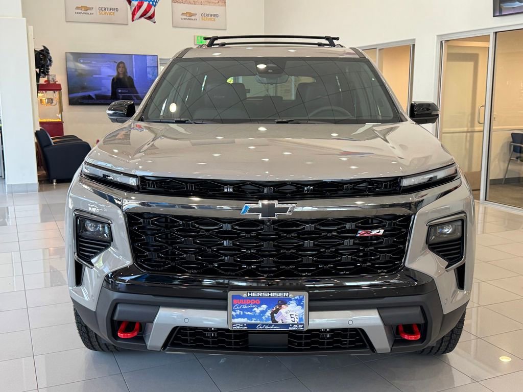 2026 Chevrolet Traverse Z71 - Photo 2