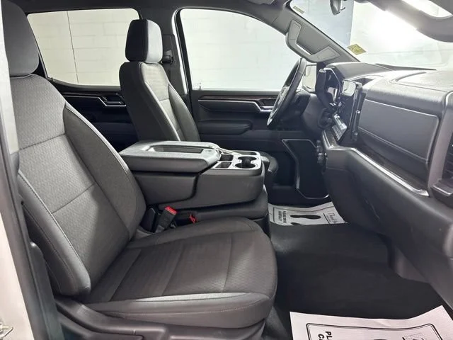 Used 2026 Summit White Chevrolet RST image 24