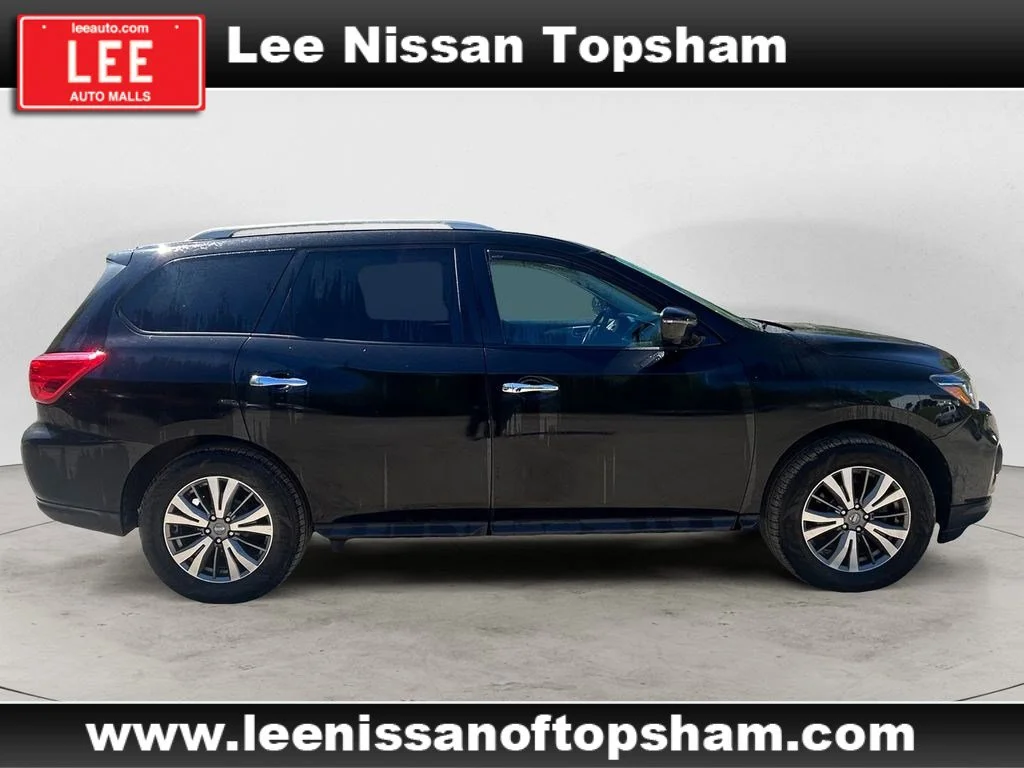 Used 2020 Magnetic Black Pearl Nissan SL image 6