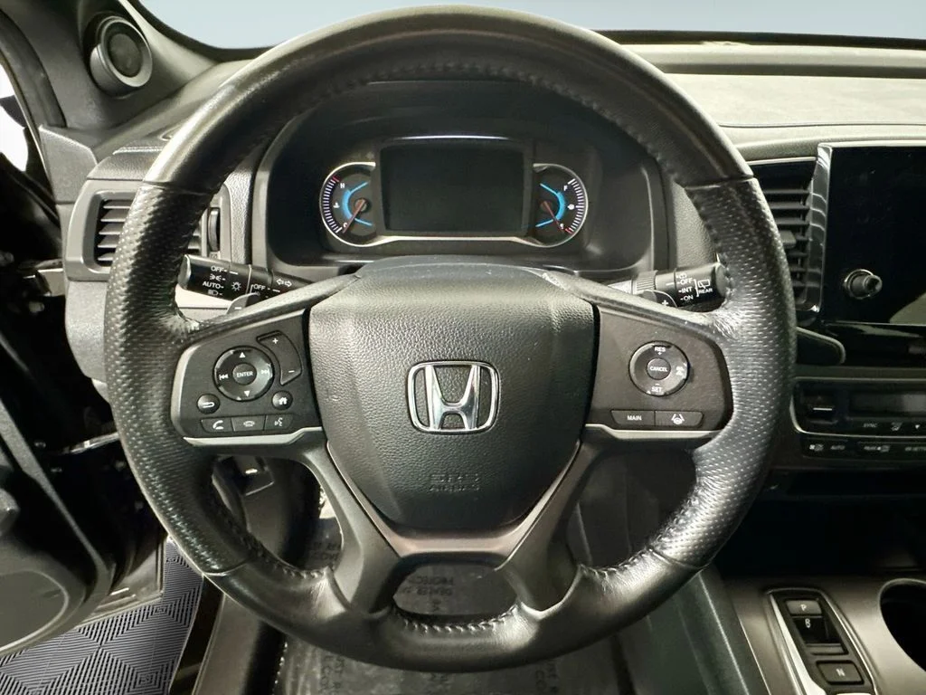 Used 2020 Gray Honda EX-L image 39