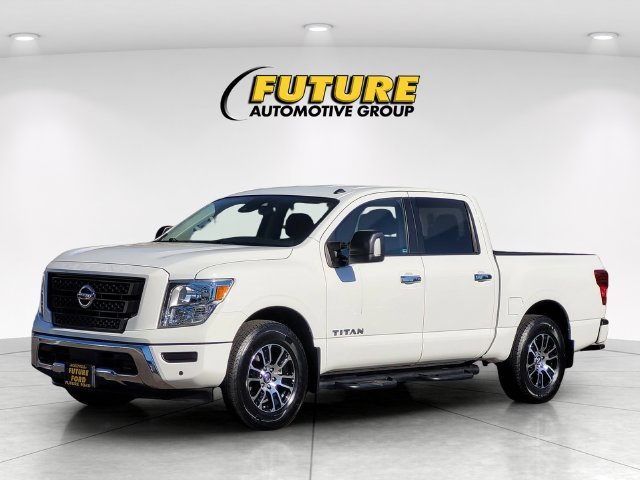 Used 2021 White Nissan SV image 5