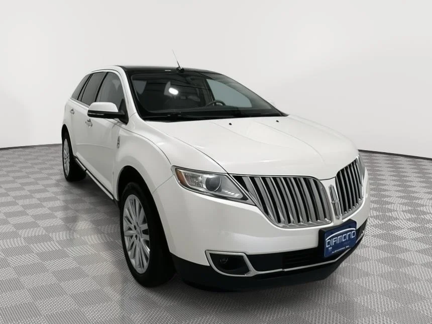 Used 2015 White Lincoln AWD image 7