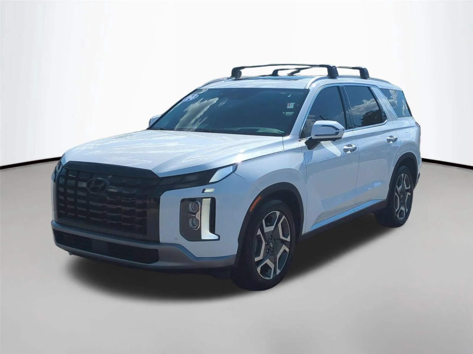 Used 2024 Hyper White Hyundai Limited image 1