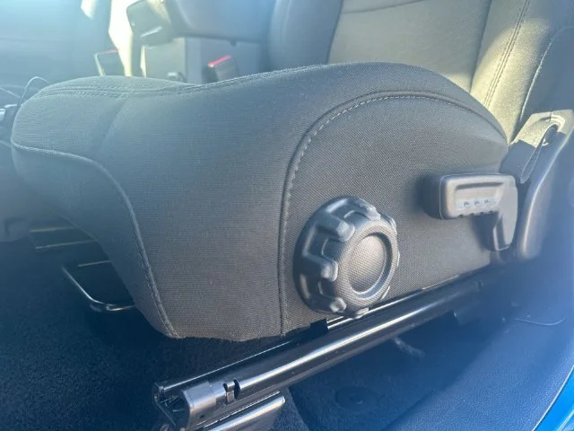 Certified Used 2023 Blue Jeep Sport S image 15