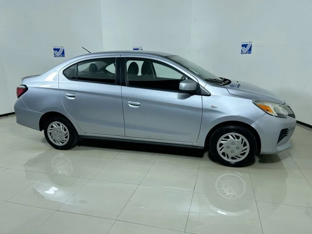 Used 2023 Starlight Silver Metallic Mitsubishi ES image 7