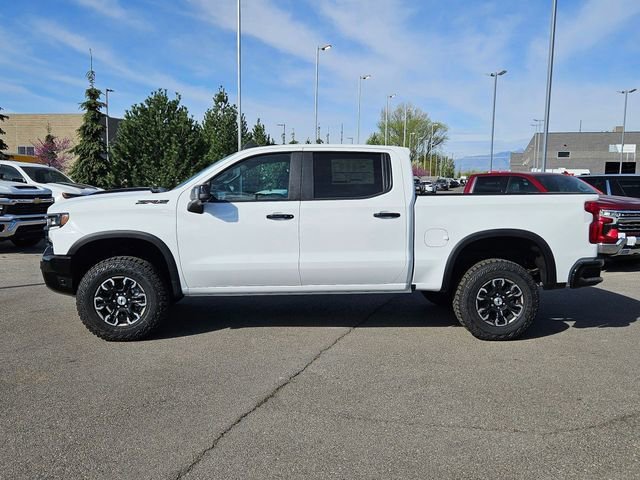 New 2026 Summit White Chevrolet ZR2 image 7
