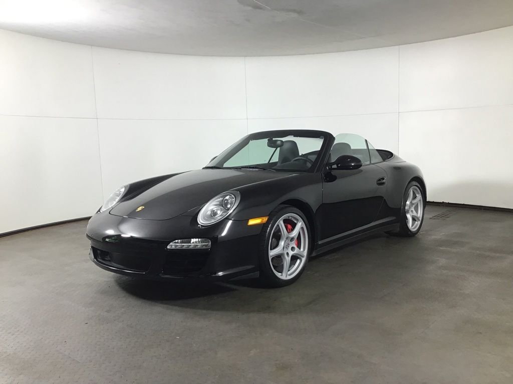 Used 2012  Porsche Carrera 4S image 1