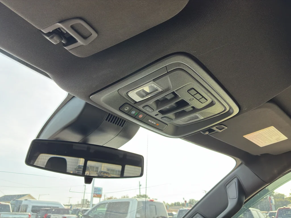 Used 2025 Summit White Chevrolet LT Trail Boss image 30